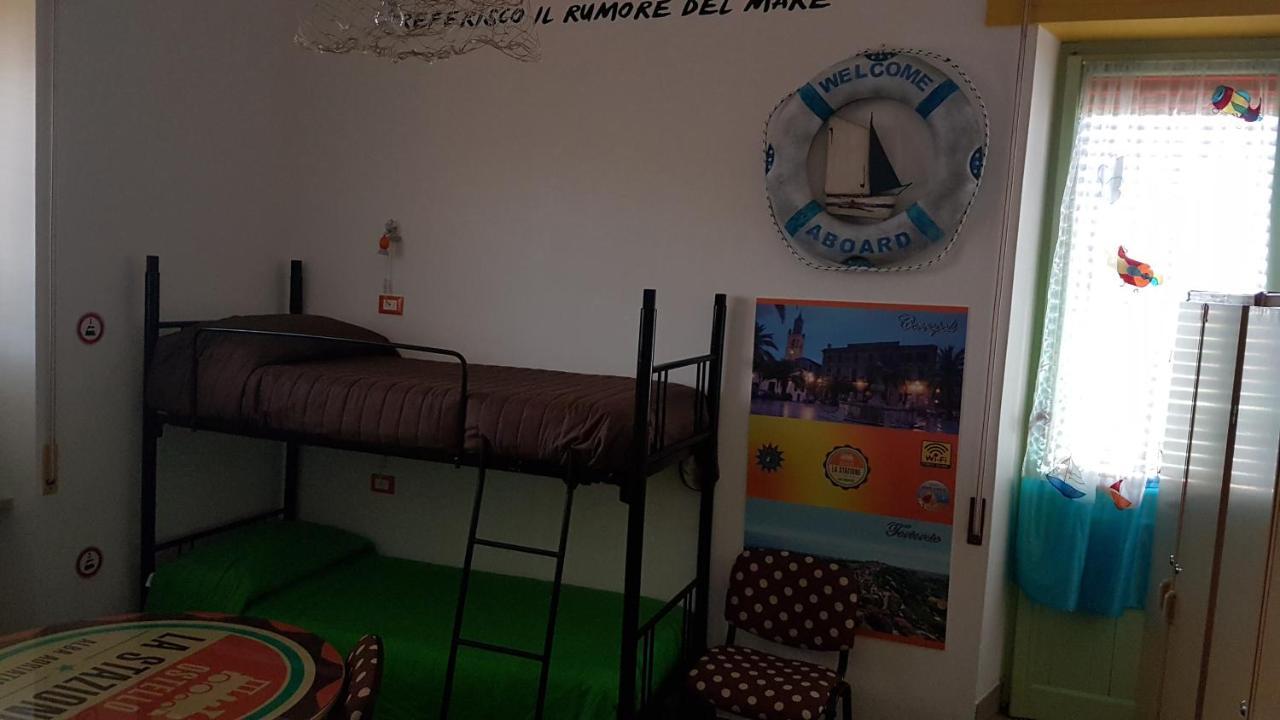 Ostello La Stazione Alba Adriatica Eksteriør billede